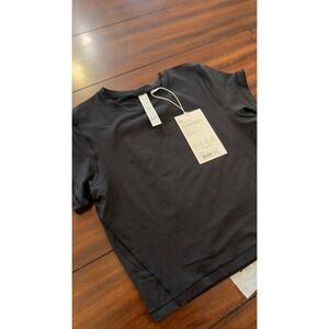 LSKD All Day Short Sleeve Tee Womens Medium Black Training Shirt WSST02481 NWT